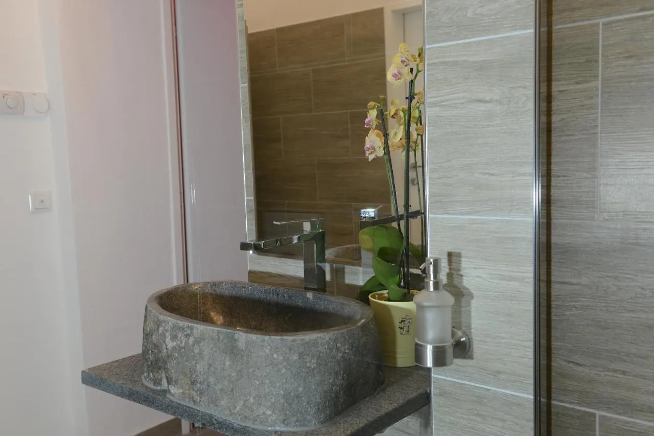 Auszeit Vienna Wellness Apartment Österrike