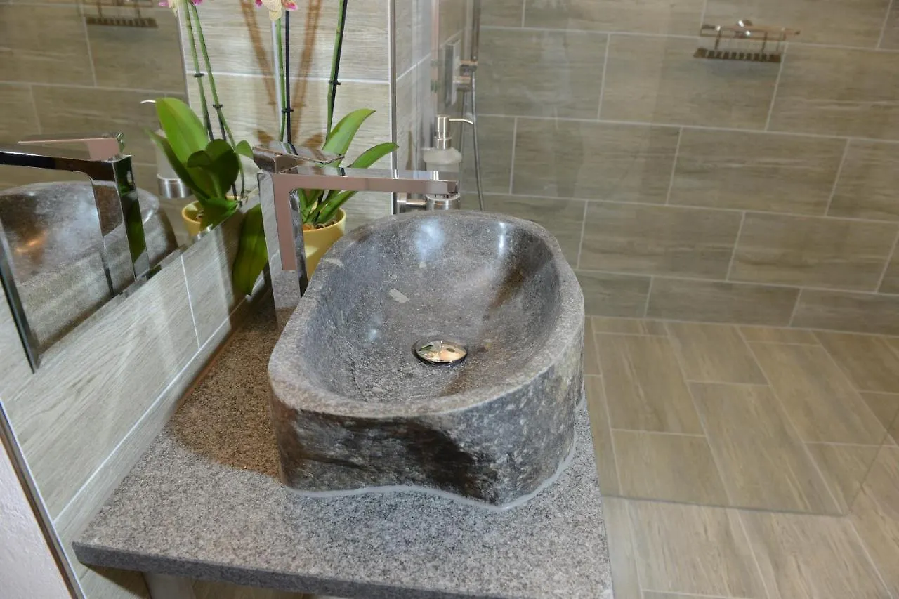 Auszeit Vienna Wellness Apartment Semesterbostad